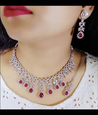Ladymania Green Alloy Necklace Set ( Pack of 1 )