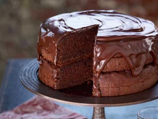 Eggless Chocolate Punch Cake