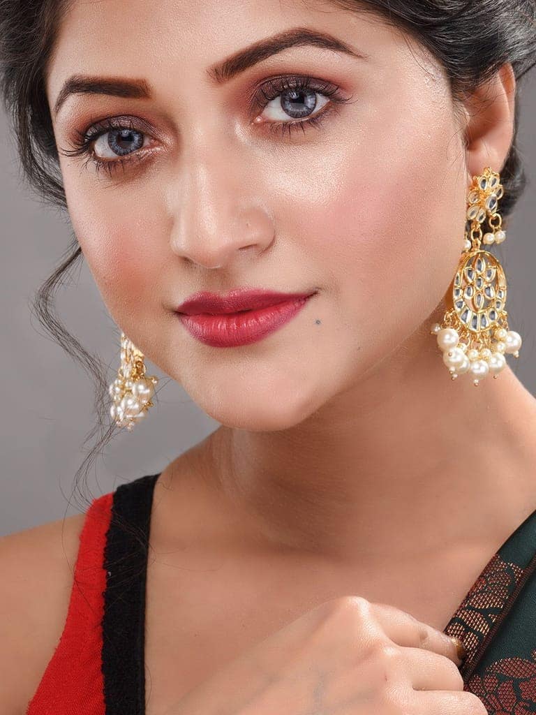 Gold Toned Kundan Studded & Pearl Beaded Circular Earrings