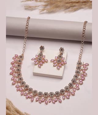Sukkhi Green Alloy Necklace Set ( Pack of 1 )