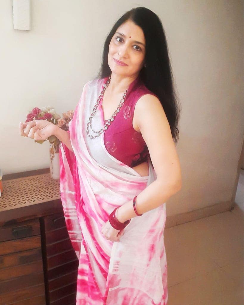 Linen Shibori Pink Hand Dyed Saree with Blouse-4232 view 7