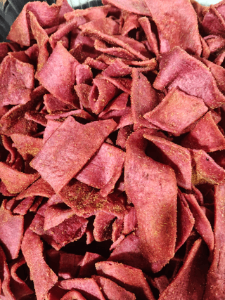 Mom's Magic Beetroot Chips (100g) | Crispy Vegetable Snack | Healthy Munching