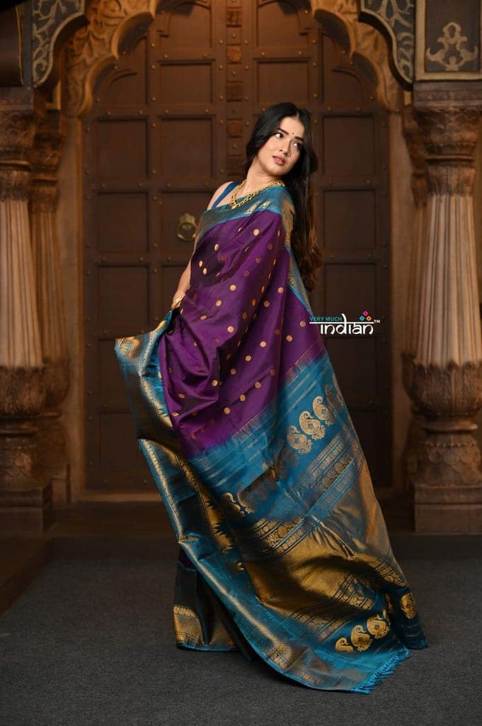 Parampara Revival ~ Gadwal Pure Silk Handloom Saree in Purple with Light Blue Border view 4