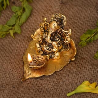 Collectible India Ganpati Return Gift Ganesh Idol on Leaf Gift - Ganesha with Diya - Metal Diya for Diwali Decoration Items Home Decorative Gift Puja Gifts Corporate, Ganpati Diwali Gift Item