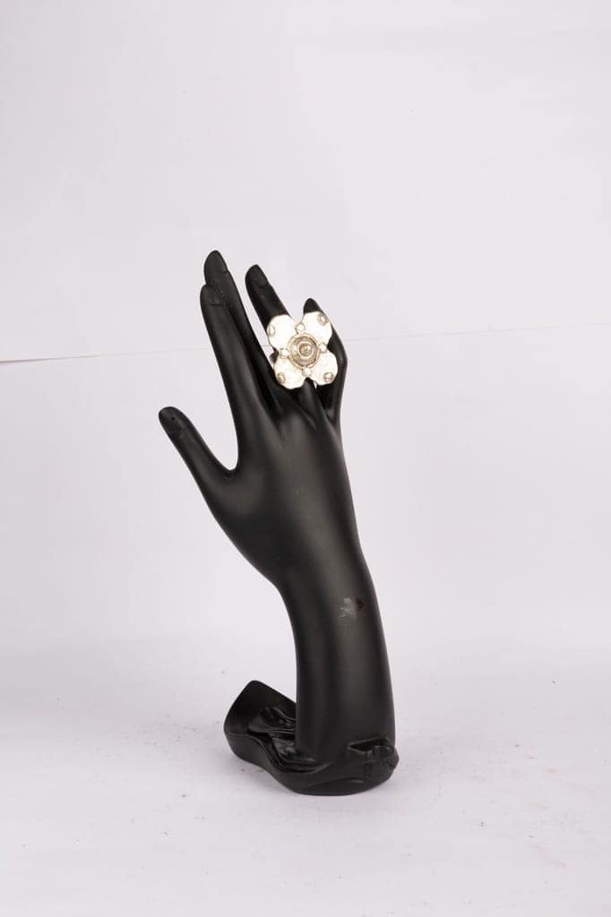 Tribes India Handcrafted 2 Paisa Phoolar Chella Finger Ring view 3