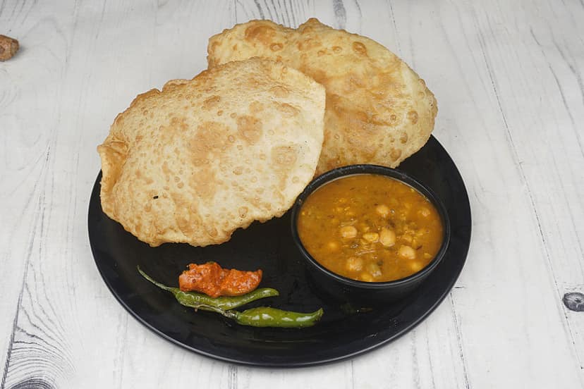 Chole bhature [o]