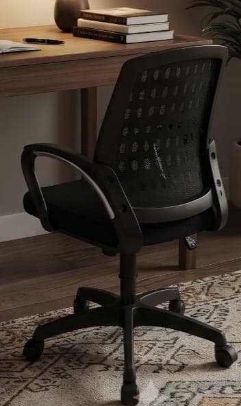 Ergonomic Black Mesh Back Office Chair with Padded Seat view 2