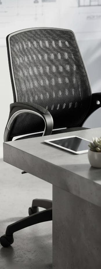 Ergonomic Black Mesh Back Office Chair with Padded Seat view 3