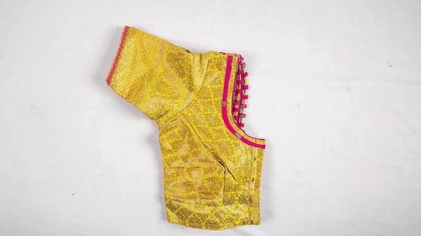 sonchiraiya patted blouse 02 view 2