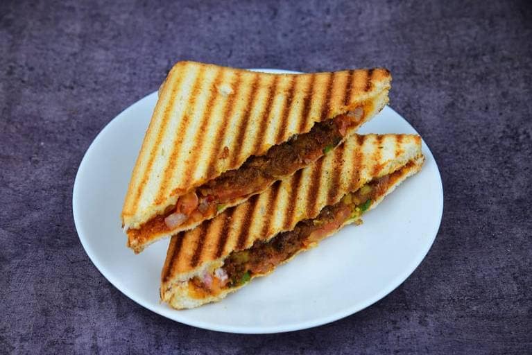 Classic Veggie Sandwich