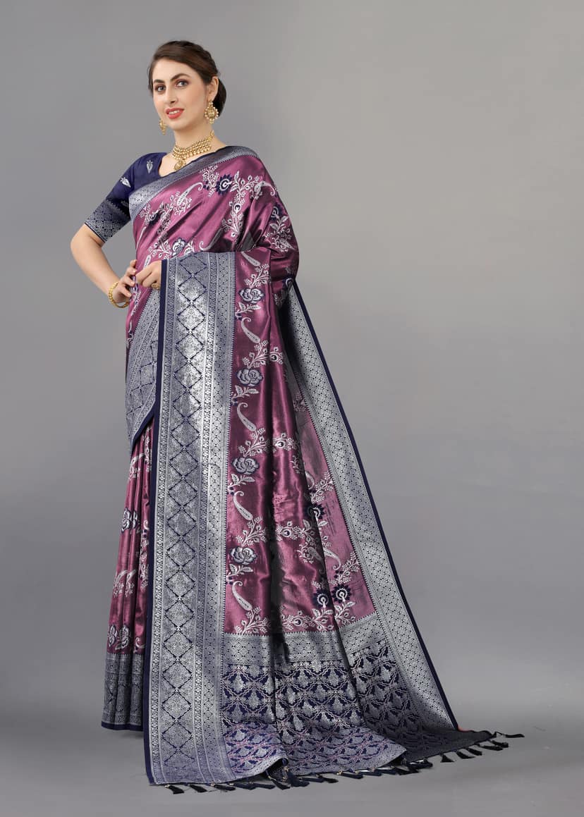 Yavira silk Women's Maroon Handwoven Silk Blend Saree view 2