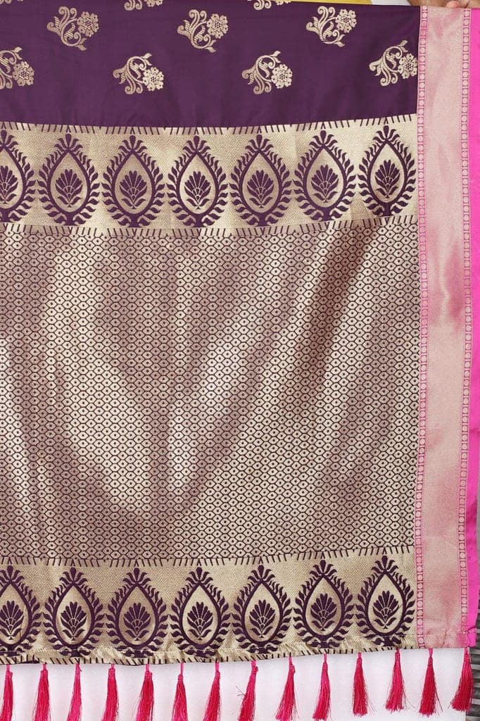 Designer Heavy Border Weaving Work With Rich Pallu and Jalar view 5