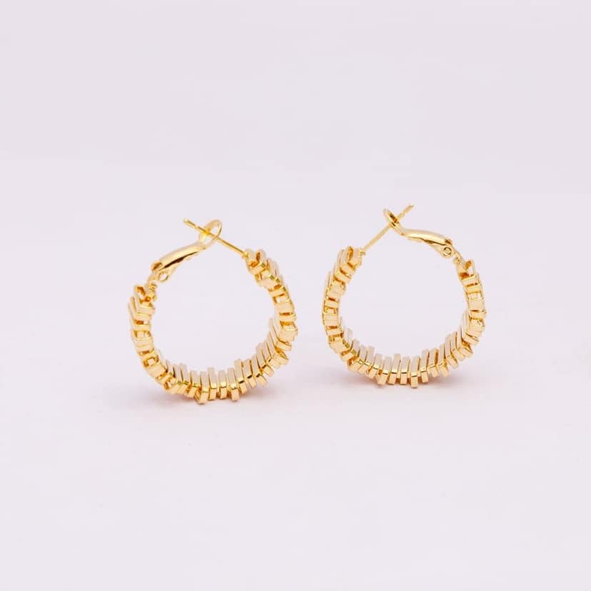 Gold-Plated Hoop Earrings - Anti-Tarnish Dailywear view 4