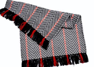 Kaya Design: Often features ethnic, geometric, or modern minimalist patterns.