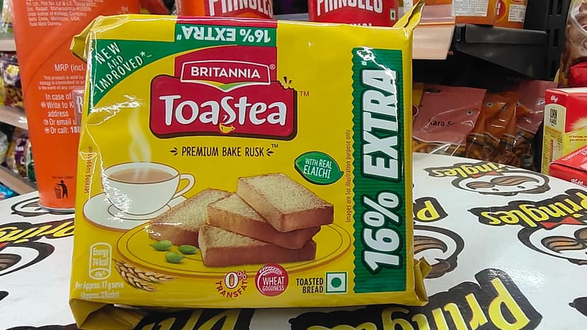 Britannia toastea premium bake rusk with real elaichi