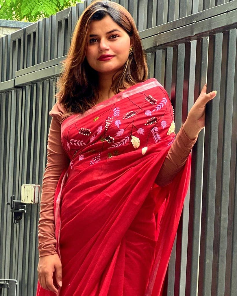 Pure Linen Handloom Saree Dark Pastel Red Color Hand Embroidered with Running Blouse-6125 view 2