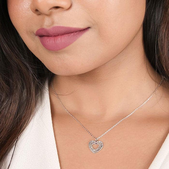 Silver Classic Heart Pendant with Chain view 2