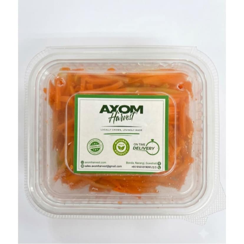 Julienned Carrots - 500 gm - One plastic container of pre-cut carrots