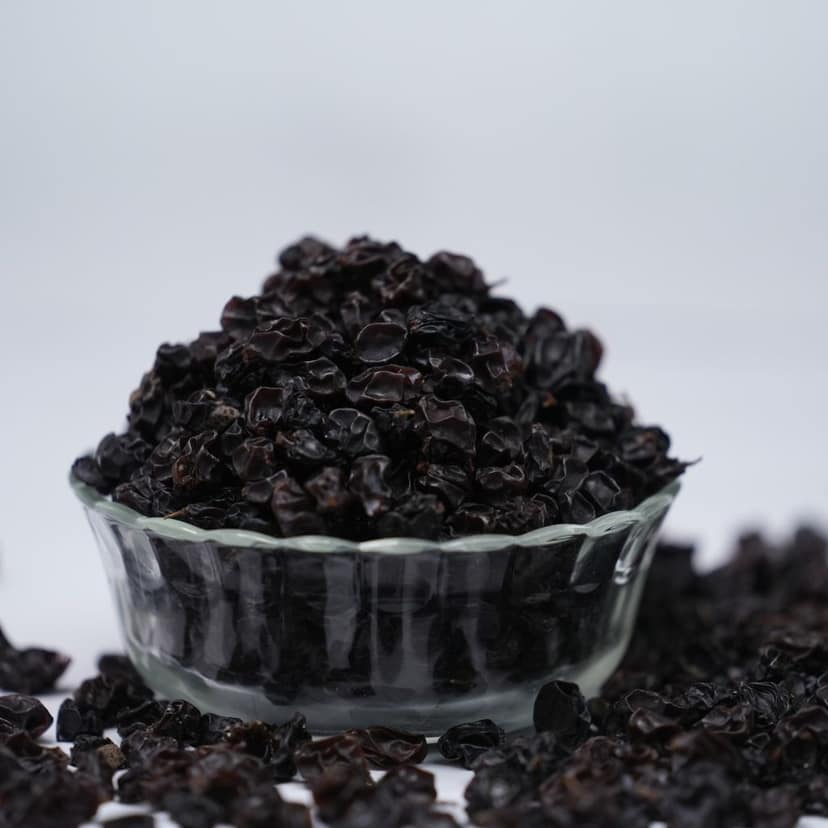 DR. RENGA'S SOLAR DELIGHTS Dried Black Raisins With Seeds | Black Grapes Dry Fruits | Dehydrated Grapes Without Preservatives | 200g view 3