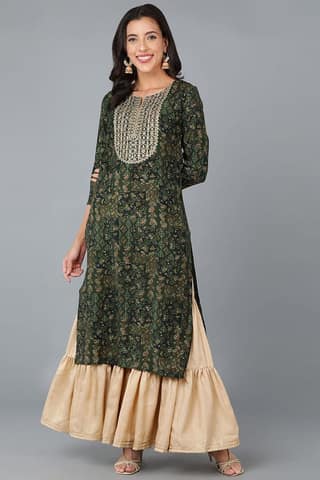 Green Silk Blend Abstract Yoke Design Straight Kurta VCK9010