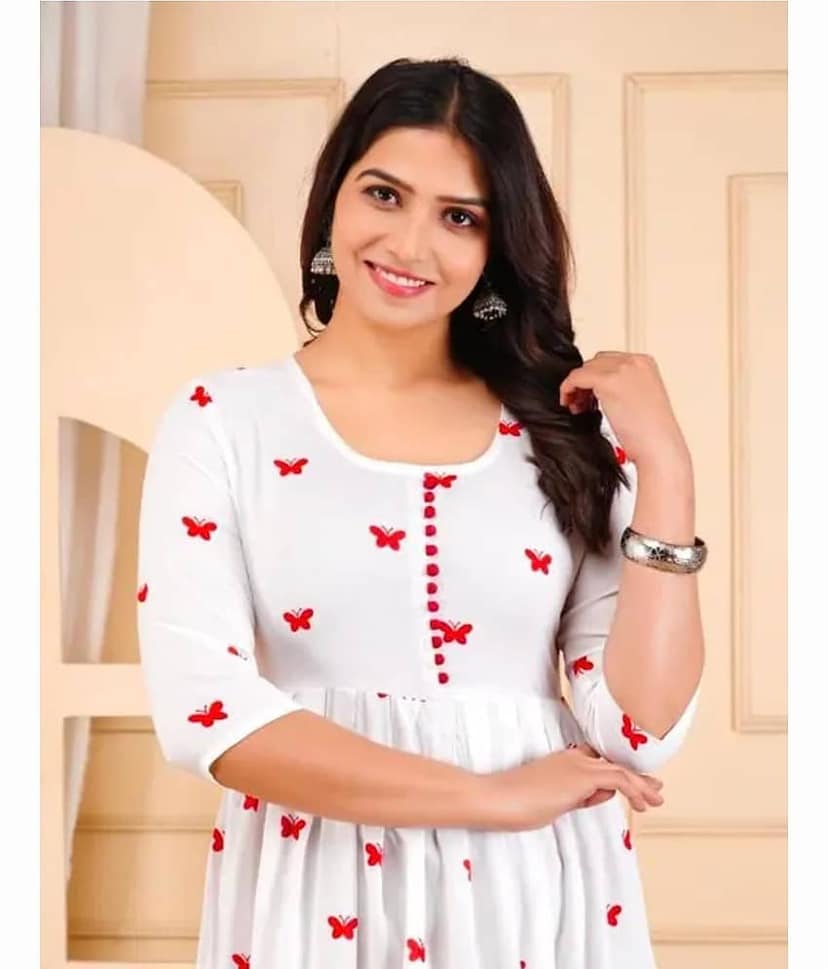 SHREE JEE FABRICS Pack of 1 Rayon Printed Flared Women's Kurti - ( white ) view 2