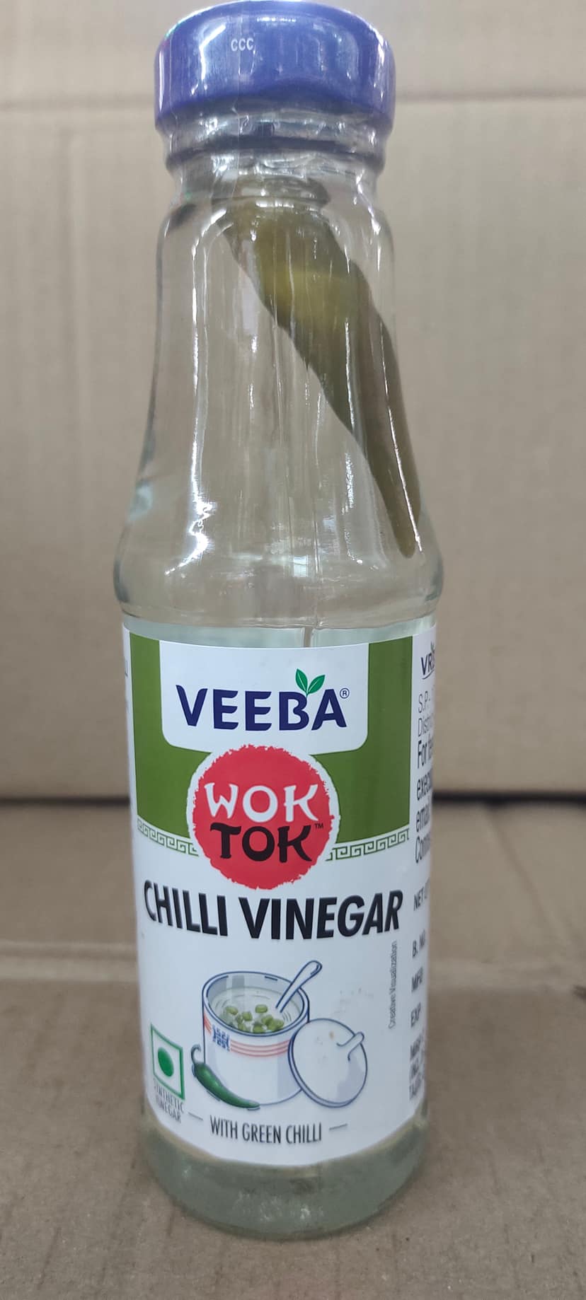 Veeba Wok Tok chilli vinegar with green chilli