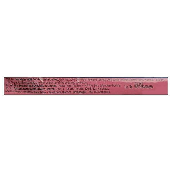 Cadbury Oreo Strawberry Creme Biscuits 50 Gms view 2
