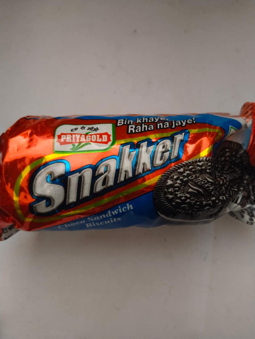 Priyagold Snakker Sandwich biscuit