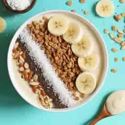 Banana & Dates Smoothie Bowl [520 Kcal]