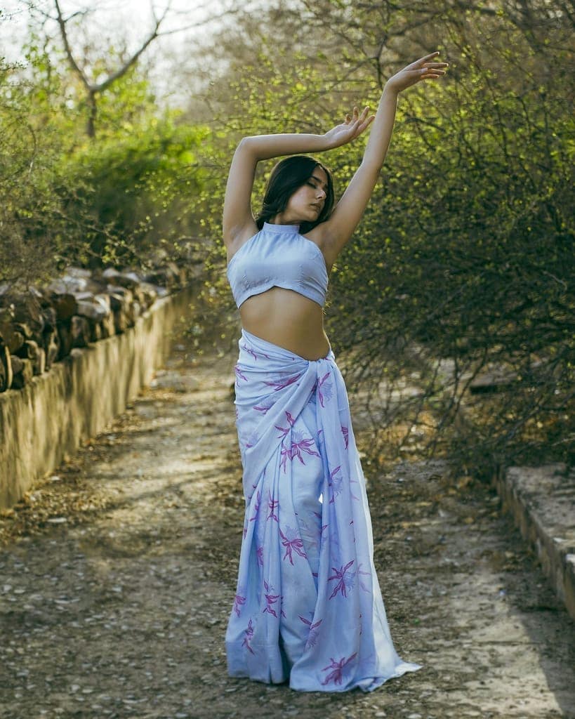 Azure Sky Blue Falak Saree by Aagaaz Jaipur view 6