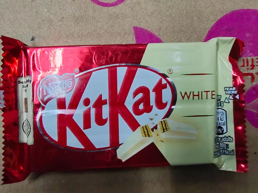 Nestle kit kat white chocolate