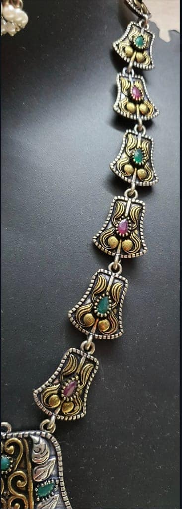 Glamvila Designer Jewellery Set view 3