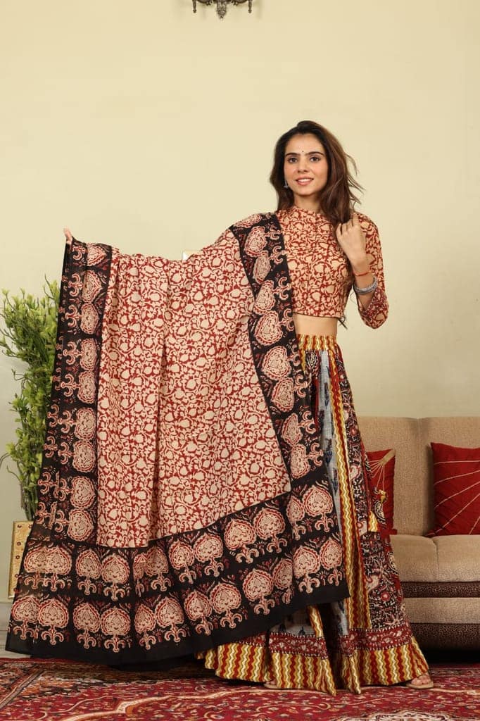 Handblock Printed Cotton Lehanga And Top With Mulmul Dupatta (Size: 34-46) Red Color-5093 view 3