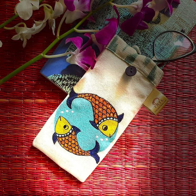 Hand Painted Fabric Glare Pouch - Artistic Twin Fish view 2