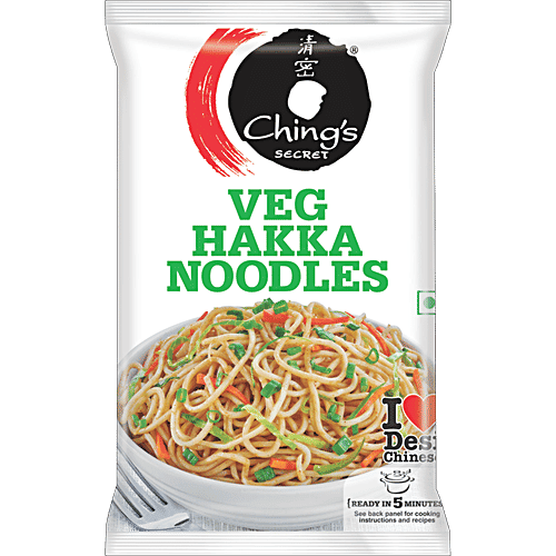 Ching'S Secret Just Soak Veg Hakka Noodles, 560 g Pouch