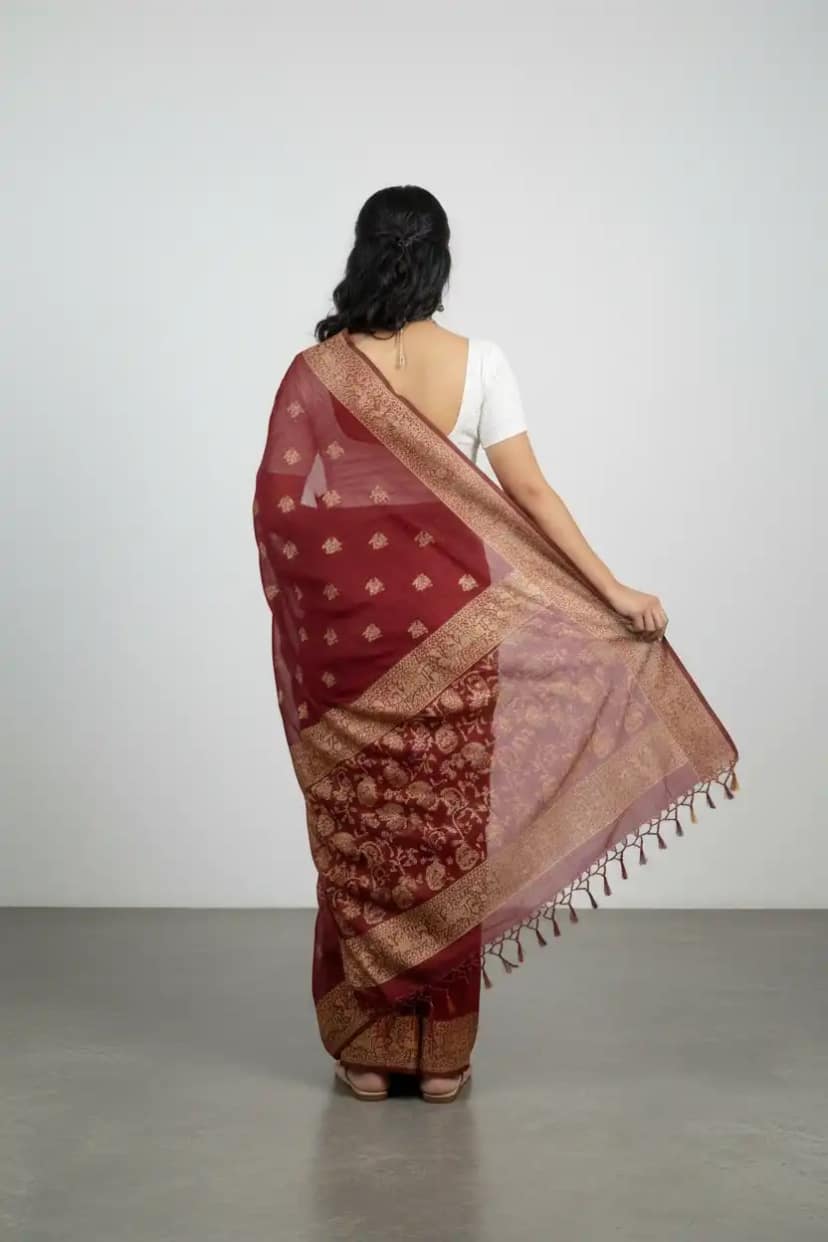 Saura Art Handloom Saree Dark Maroon Story Pallu view 2