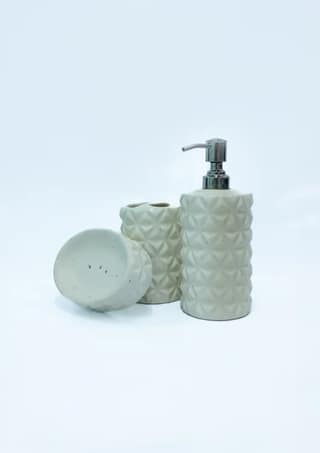 Cearmic White Round Shape Bath Set - Pack of 3