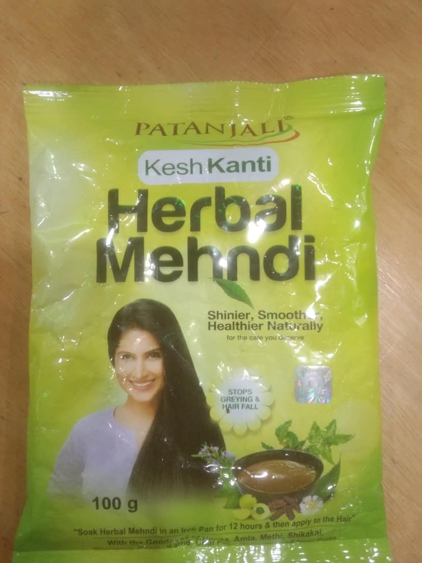 Patanjali Kesh kanti Herbal Mehndi Shinier, smoother, Healthier naturally Herbal mehndi in snpan for 12 hours & then apply to the ran