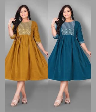 Hetsa Women Cotton Blend Embroidered Anarkali Kurti ( Multicolor )