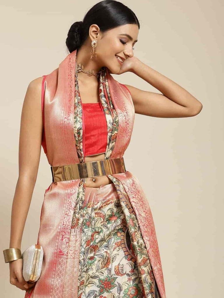 Women's Digital Printed Woven Silk Saree with unstiched blouse piece view 3