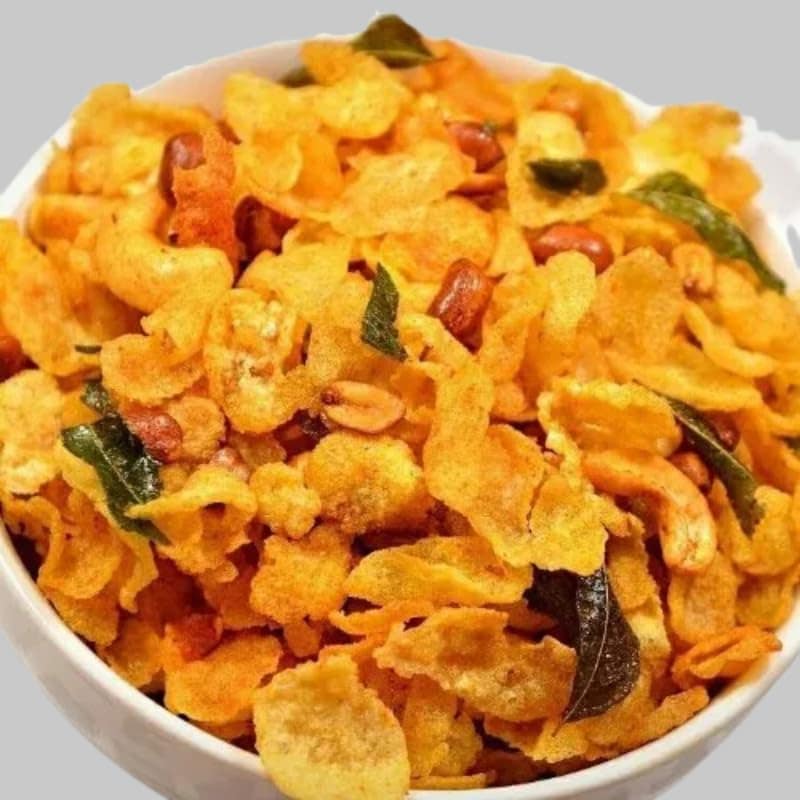 CRUNCHIZZ - CORNFLAKES MIXTURE/NAMKEEN I Spicy, Crunchy, Authentic I Traditional Kerala Preparation I No Artificial Additives or Preservatives I Perfect Tea-Time Bites I 200 Grams I Pack of One