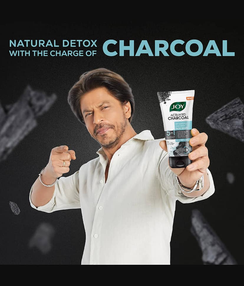Joy Activated Charcoal Face Wash for Oily Skin Controls Oil & Removes Dirt & Blackheads 150ml (Pack of 1) view 2
