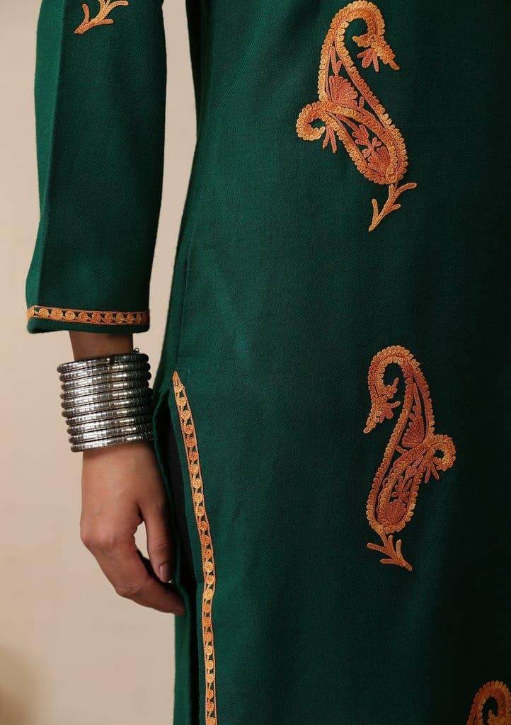 HOC Crafts Aari Embroidered Woollen Solid Women's Long Kurta - Green view 7
