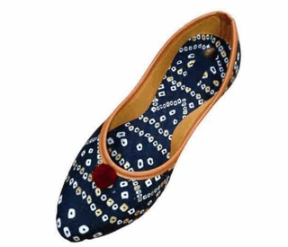 Mojari Art & Handicraft Embroidey Work BANDEJ Jutti