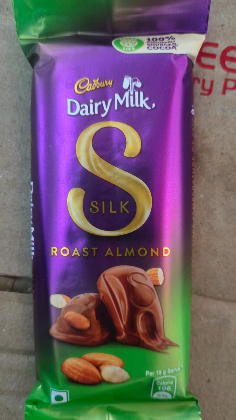 Cadbury dairy milk silk roast almond