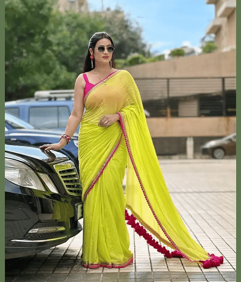 BLEESBURY Georgette Solid Saree With Unstitched Blouse Piece ( Lime Green )