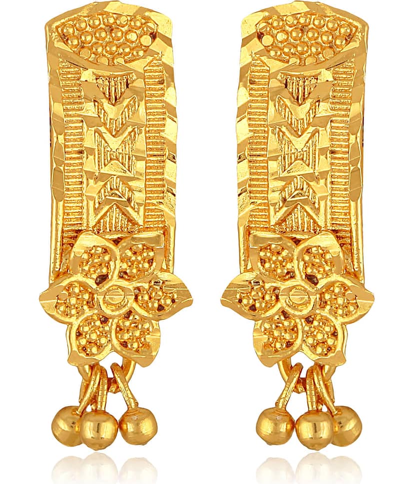 VIVASTRI Golden Stud Earrings ( Pack of 1 )