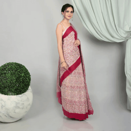 Maroon Green Jaal Hand Block Printed Mul Cotton Saree view 2