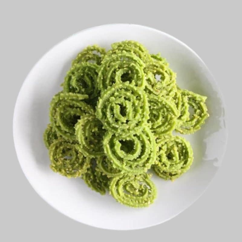 CRUNCHIZZ - 3 in 1 SPRING CHAKLI/MURUKKU COMBO I Spicy, Salty & Palak Flavors I Traditional South Indian Recipe I No Artificial Additives I Authentic & Crunchy I 200 Gram Each I Total 600 Grams view 5