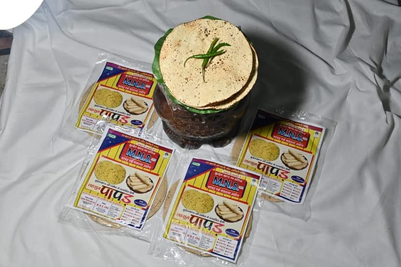 Lahsun Flavor Papad (pack of 3) view 3